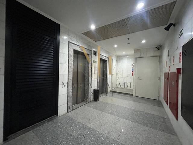 Sala para Venda em Jundiaí - 3